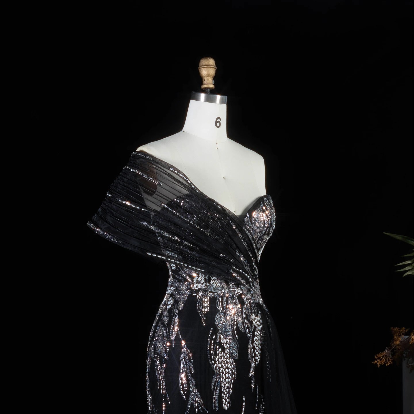 Sharon Said Luxuriöses Champagnerfarbenes One-Shoulder-Abendkleid mit Perlen und Tüllschleppe, Partykleid für Damen SS136, Maßanfertigung – Detail 22