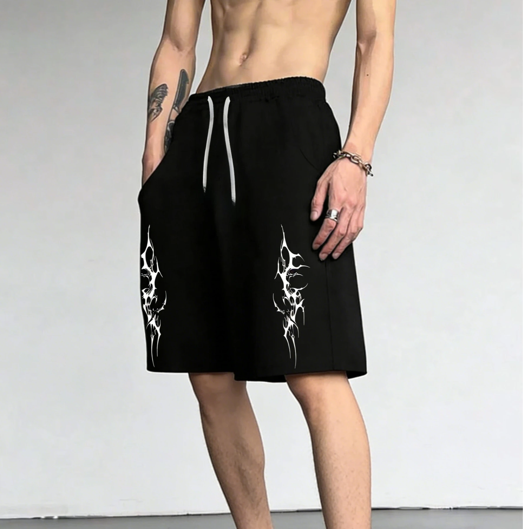 

Хит продаж: Новые модные готические шорты для мужчин, спортивные, повседневные, для отпуска, всесезонные, уличный стиль