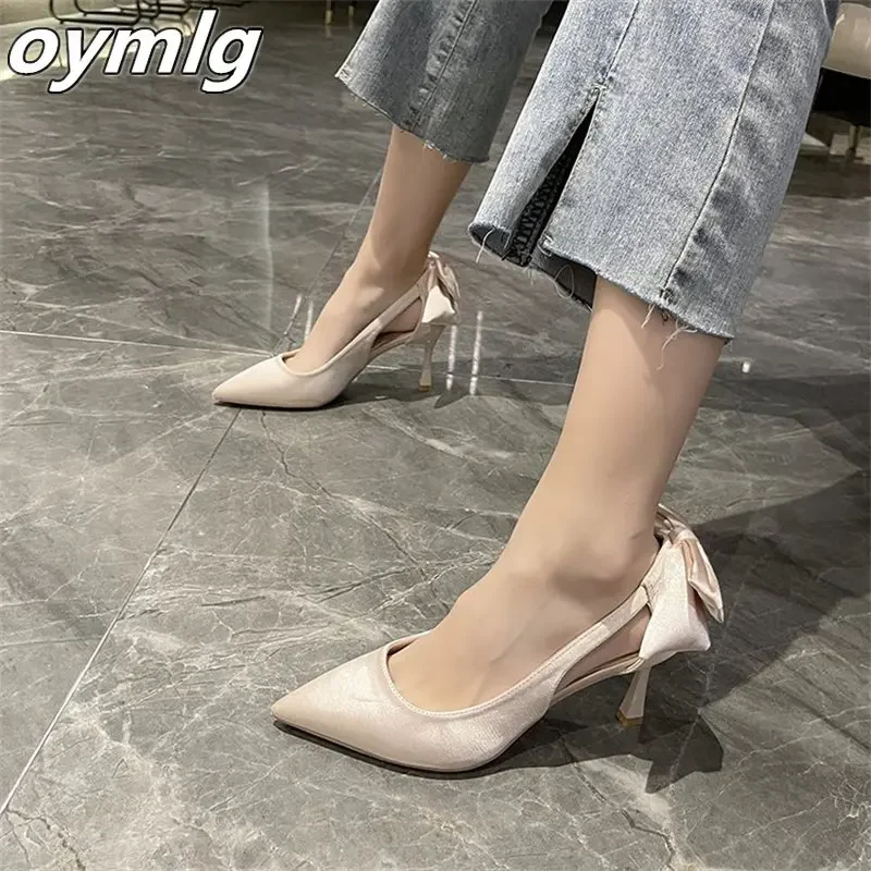 

Pointed solid high-heeled shoes Women's thin heels 2024 new design sense Small crowd shallow mouth temperament single shoes