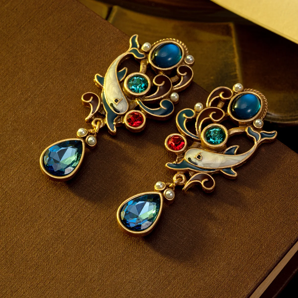 Vintage Summer Vacation enamel - Earrings recension och pris