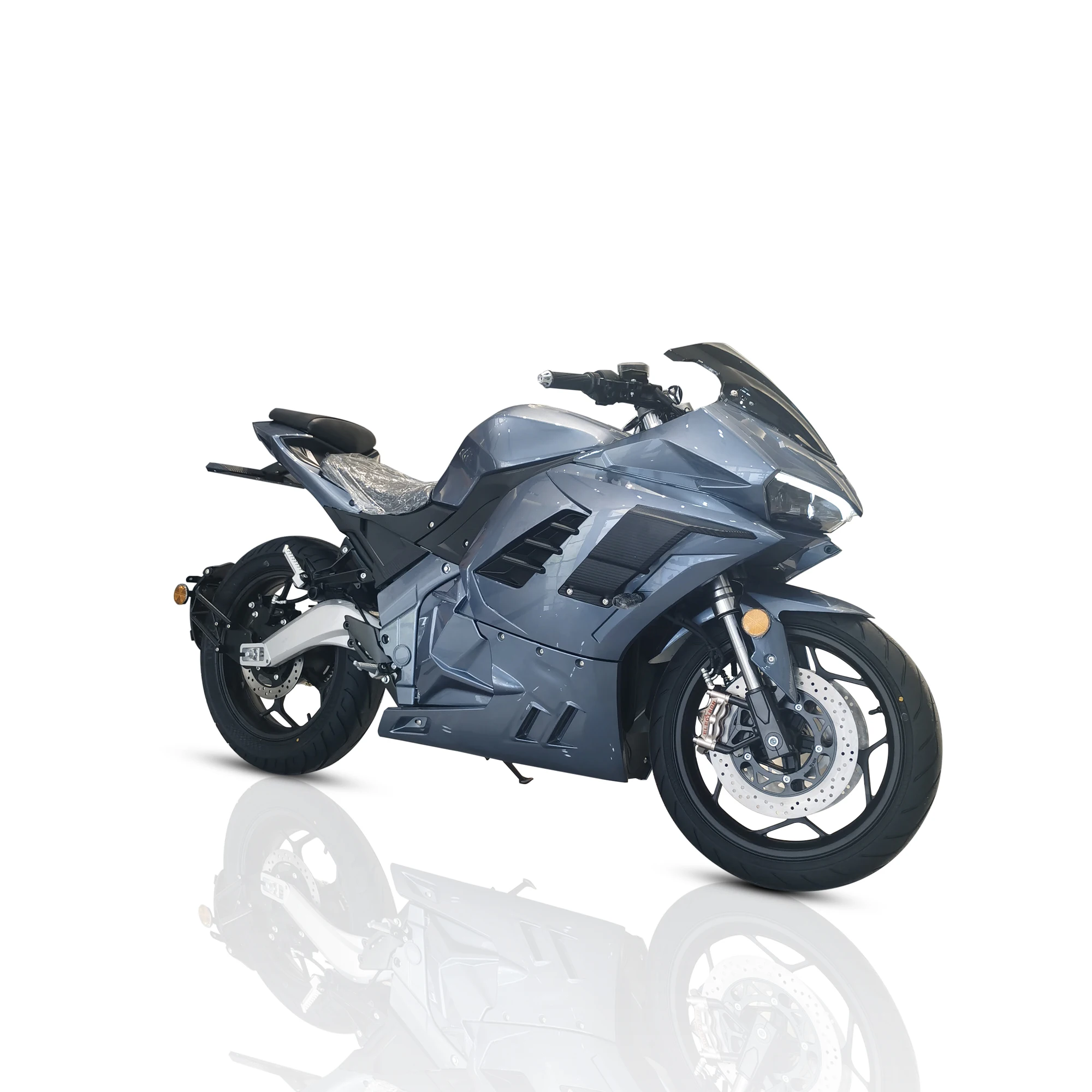 High-Performance Luyuan E-Motorcycle: 4000W Power, 150KM/H, 240KM Range.