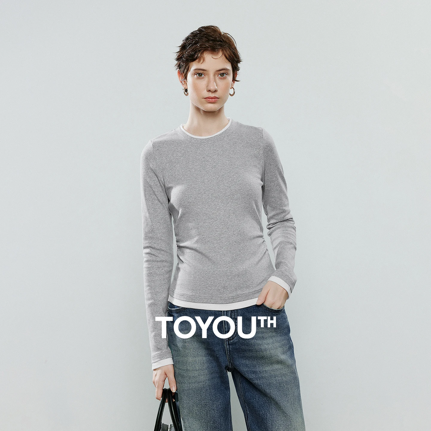 

TOYOUTH Женские футболки с длинными рукавами, новинка зимы 2025 года, асимметричный стильный топ с круглым вырезом и длинными рукавами с цветными блоками