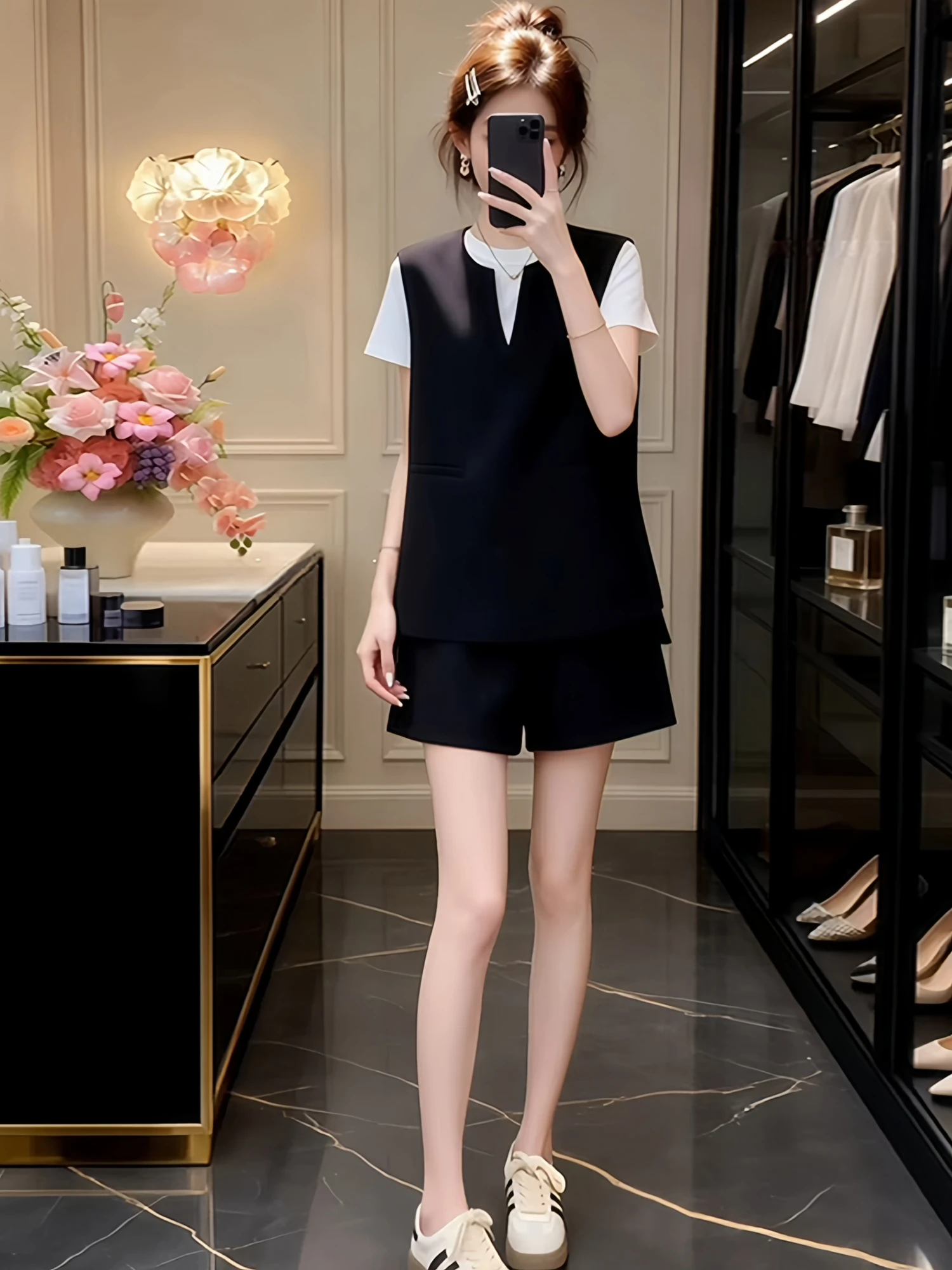 

Casual Summer Fashion Set Women's Short Sleeve T-Shirt And Shorts High Waist Breathable Comfortable Midweight round Neck Vest