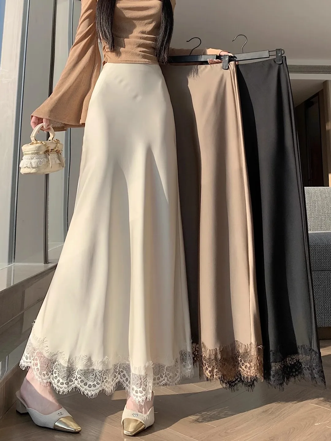 

Ацетатная атласная юбка-русалка макси для женщин, весна-осень, с высокой талией, утягивающая, с кружевной отделкой, А-силуэт, длинная, облегающая, с запахом