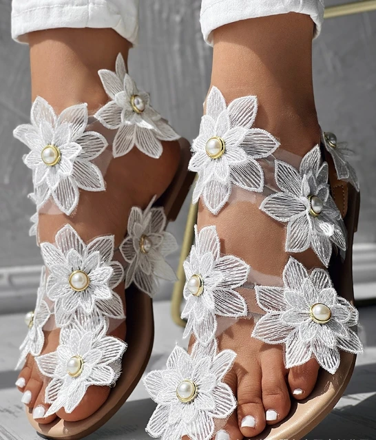 

Women's Sandals Fashion Floral Decor Toe Post Rivet Flat Vacation Sandals 2025 New Casual Daily Sandals