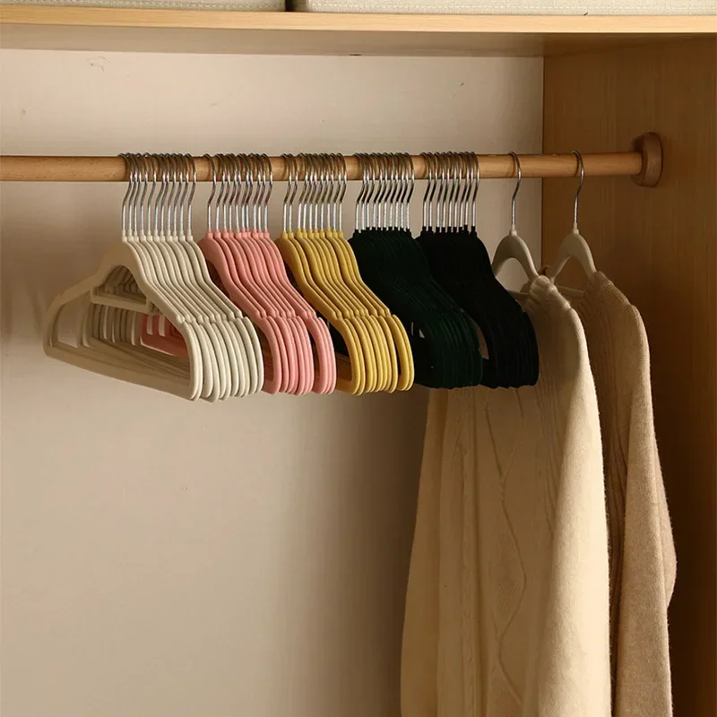 Velvet Hangers 10 Pack - Non-Slip Clothes Hangers with Tie Bar & 360° Hook Space Saving Coat Hangers Wardrobe Organisers