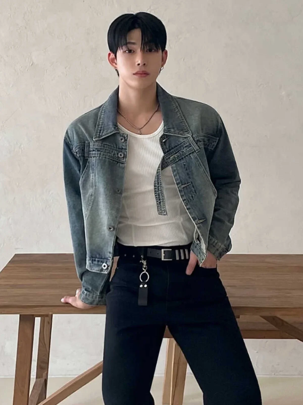 

Retro American Waed Denim Men's Loose ort Outerwear Korean Trend Collar up irt Autumn Season Faionable Youth
