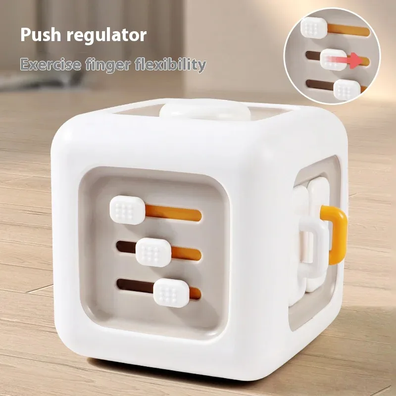 صندوق بستة جوانب للأطفال مشغول المكعب السحري لعبة مونتيسوري لعبة تعليمية في مرحلة الطفولة المبكرة للأطفال في عيد الهالوين وعيد الميلاد