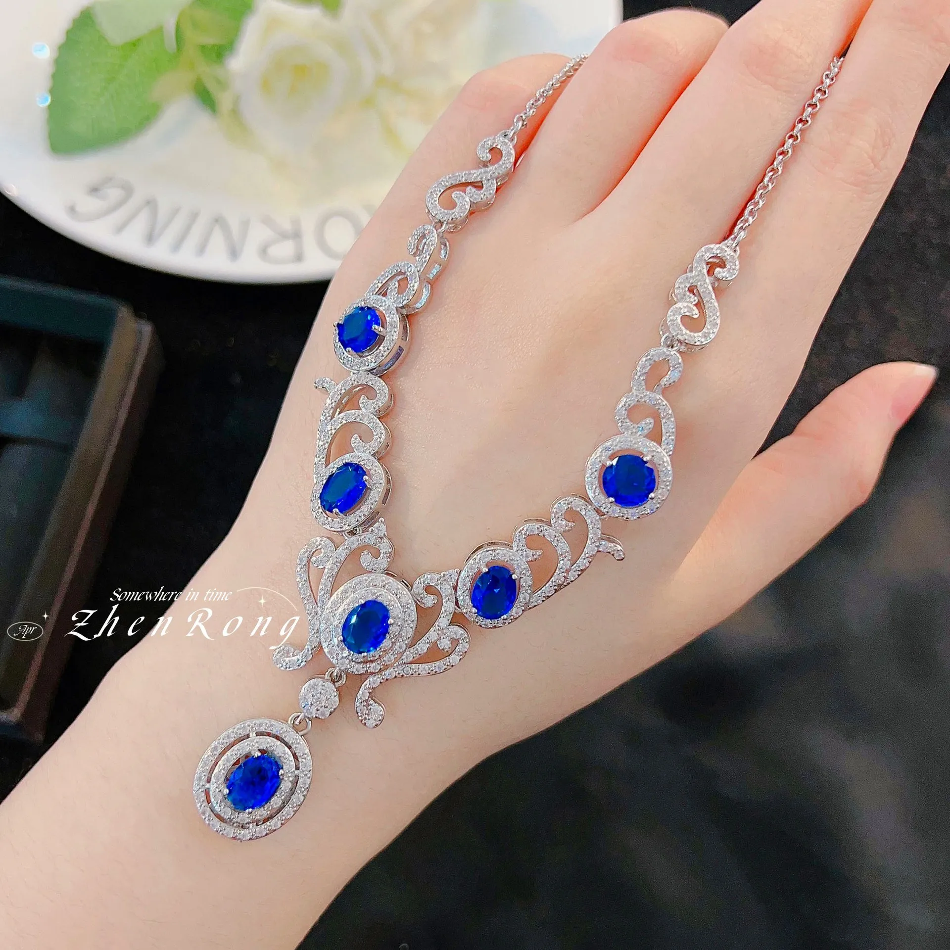 

Luxury Designer Simulation Royal Blue Sapphire Clavicle Choker Necklaces For Women Temperament Female Jewelry Mother's Day Gifts