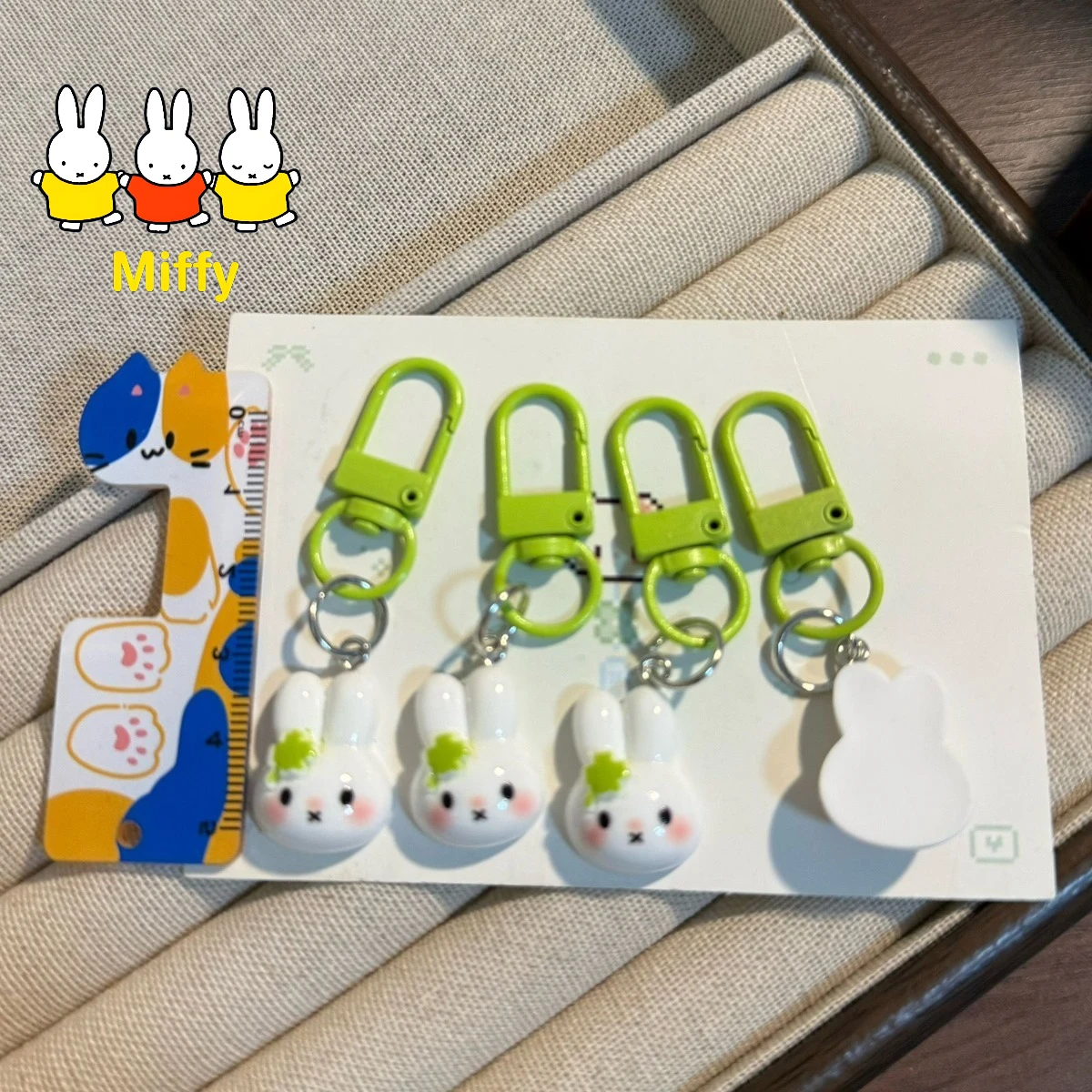 Kawaii Miffy Keychain Cute Cartoon Four-leaf Clover Miffy Rabbit Keychain Weird Pendant for Student Schoolbag Decoration