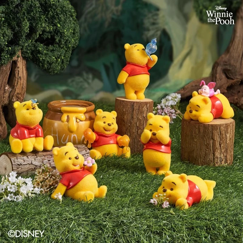 Caja ciega de Winnie de Disney The Pooh Happy Moments, figura coleccionable de dibujos animados, Idea de regalo de cumpleaños, decoración de escritorio, regalo de dibujos animados