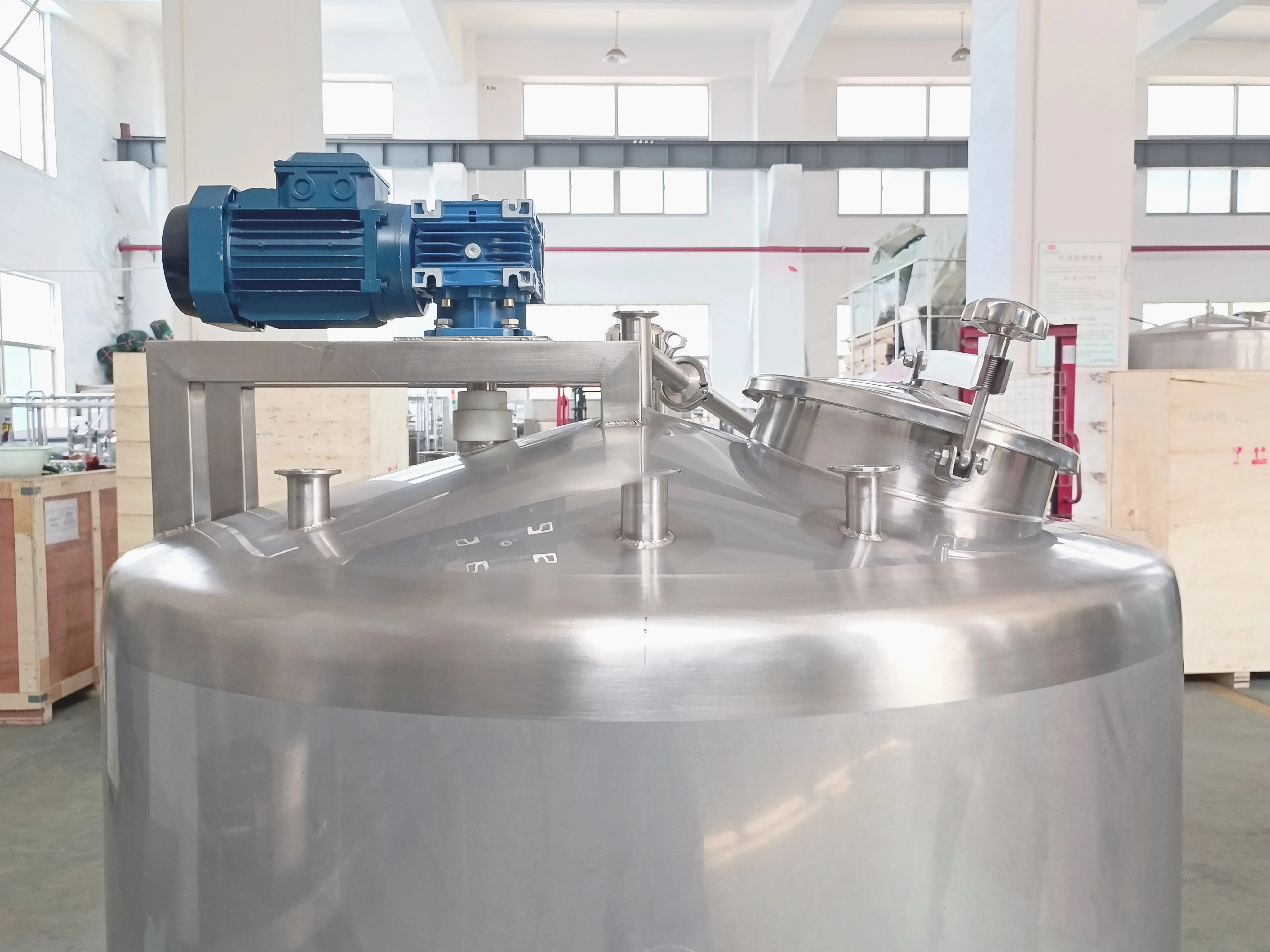 High quality 500l stainless steel electric heating mixing tank with agitator