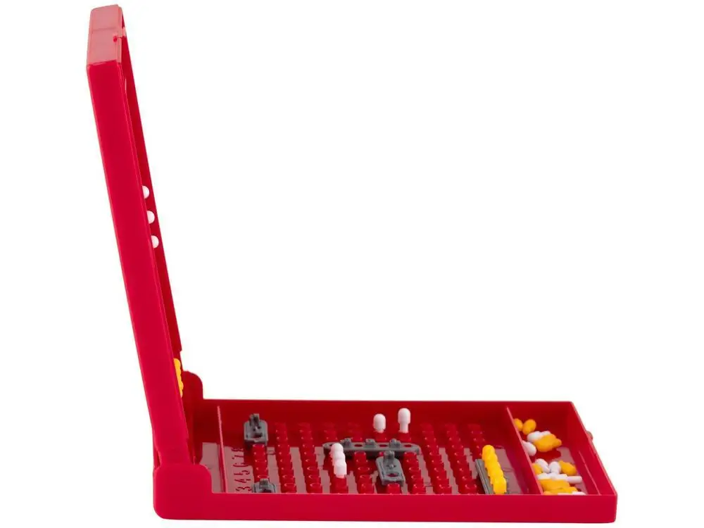 معركة لعبة صغيرة في ألعاب البحر