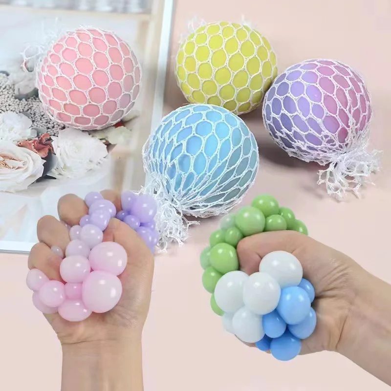 Creatieve Kleurrijke Mesh Druif Stress Ballen Squishy Speelgoed Angst Release Zintuiglijke Squeeze Fidget Speelgoed Voor Kantoor Klas Prijzen