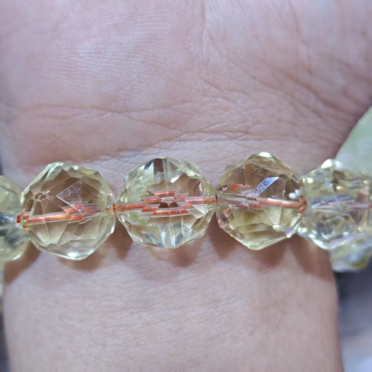 Xingyu Natürliche AAA Brasilianische Citrin Unregelmäßige Diamantgeschliffene Glatte Runde Lose Armbandperlen für Schmuckherstellung und Design – Detail 4