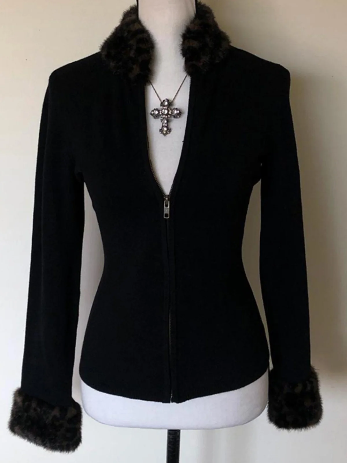 

BaoYao Girl Original Black Leopard Print Fur Collar Jacket Women's Spring Autumn Style Retro Design Knitted Top