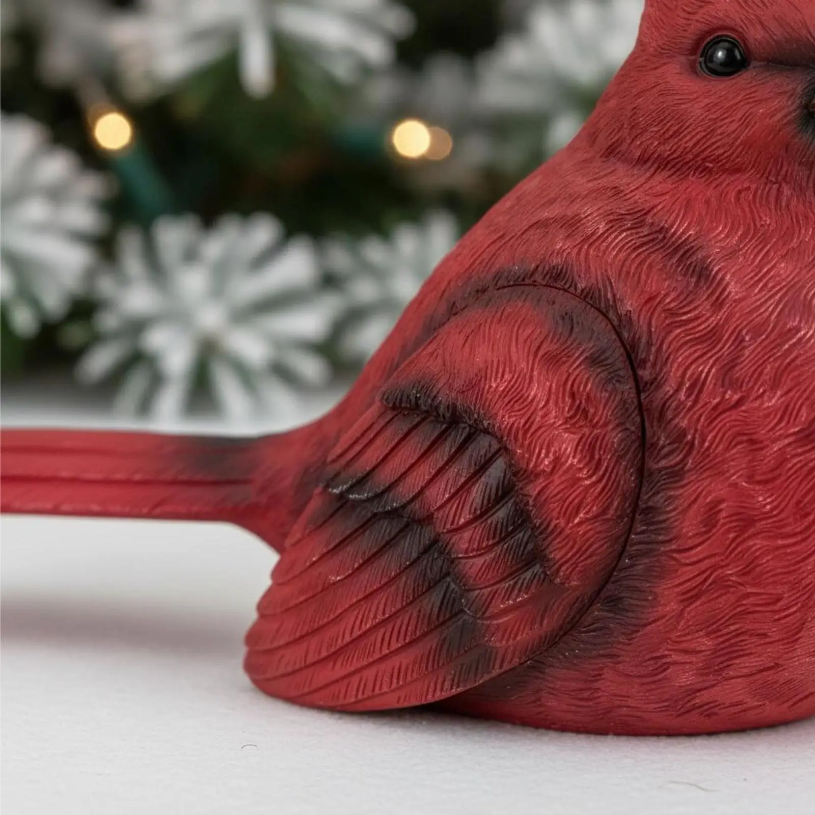 Bird Figurine Textured Feathers Red-Crested Bird Statue Long Tail Outdoor Decor for Garden, Courtyard, Balcony