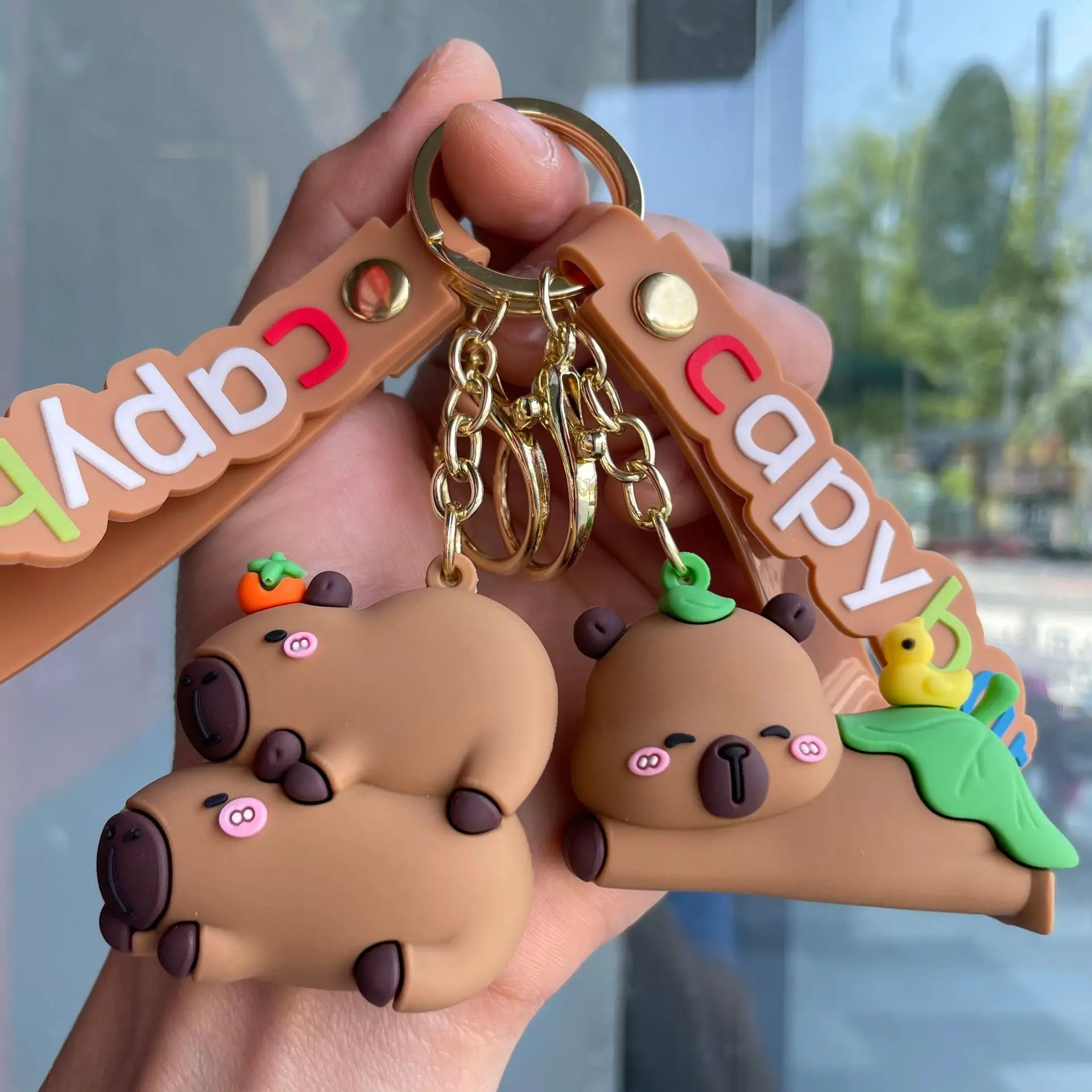 

Cute Llaveros Women Anime Capybara Keychain for Bags Doll Keyring Capibara Chaveiro Key Chain Porte Clés Friends Gift Wholesale
