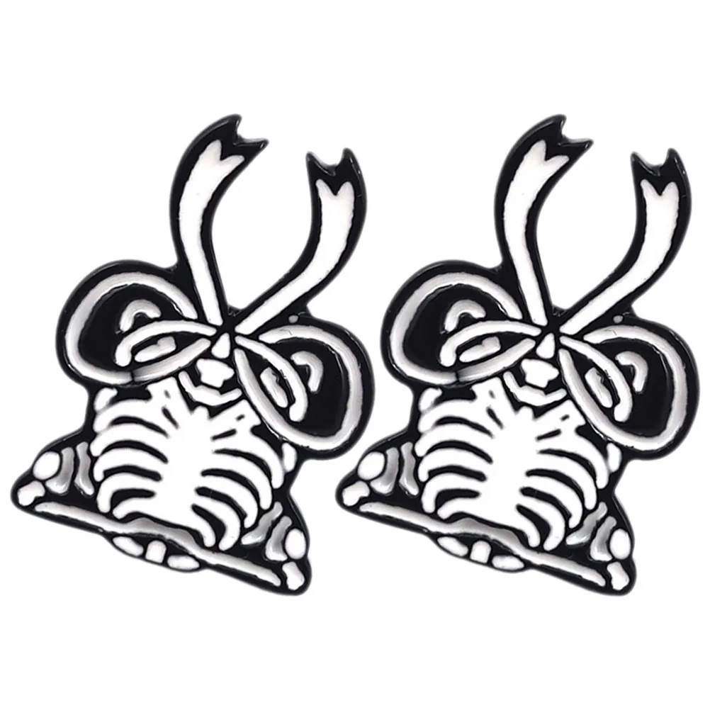 2Pcs Halloween Brooch Pin Bow Breastpin Clothing Accessory Chic Retro Pin for Women Men Decorative Lapel Badge