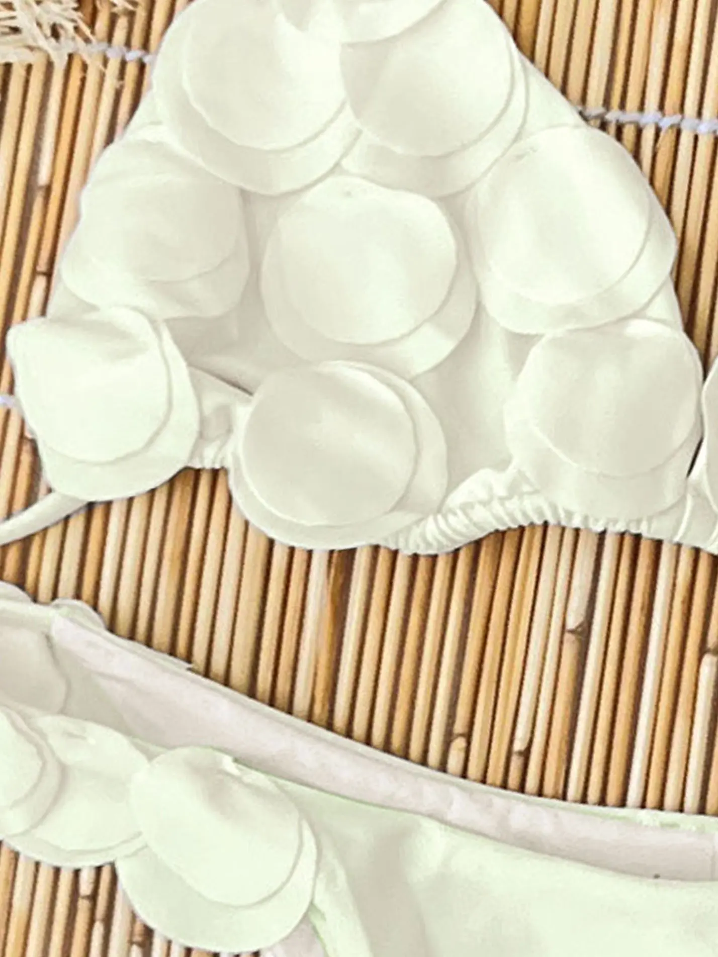 2025 신상 섹시 블랙 비키니 세트 (밴도 탑, 골드 스팽글, 하이웨이스트 디자인) - 여름 해변 및 수영장 파티에 완벽