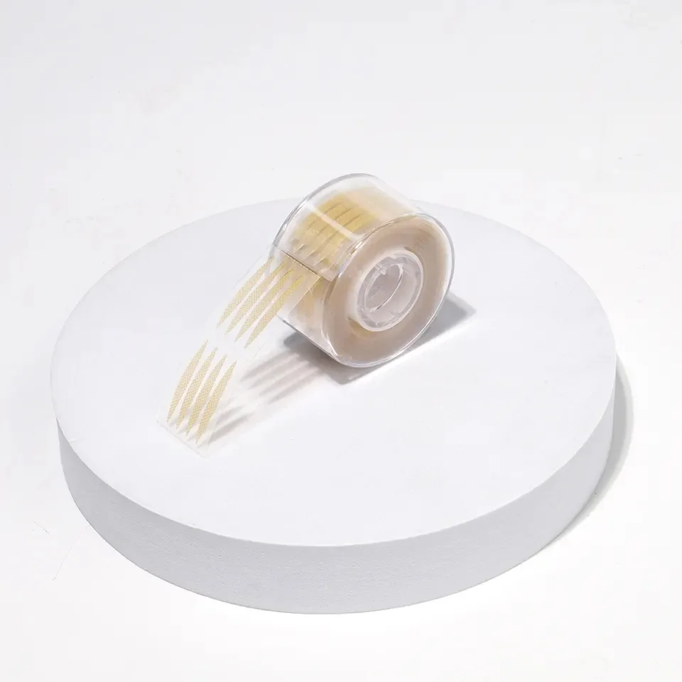 เทปติดเปลือกตาแบบใส 1 ม้วน สติ๊กเกอร์ติดเปลือกตาสำหรับยกขนตา ต่อขนตา ทำตาสองชั้น แถบติดเปลือกตาแบบมีกาวในตัว อุปกรณ์แต่งตา