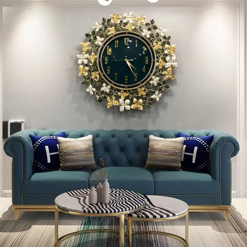 Metal Green Unique Wall Clock Fashion Gold Luxury Living Room Digital Clock Modern Design Relojes De Pared Home Decor Items