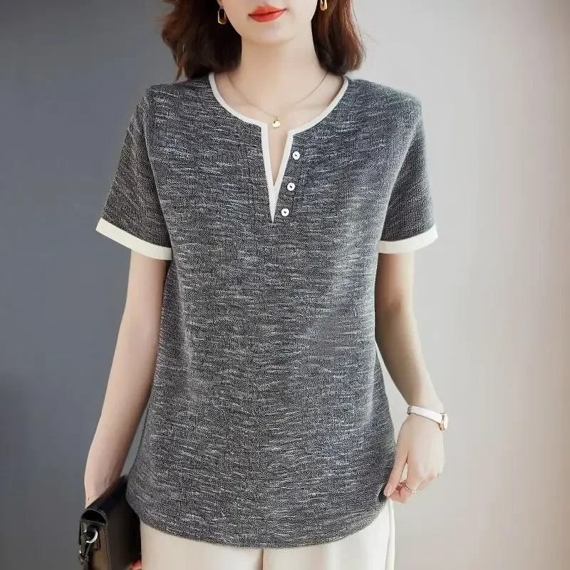 

Color-blocking Casual Short Sleeve T-Shirt for Women New Summer Stylish Mom's Plus Size Loose Fit Slimming V-Neck Top XQ542