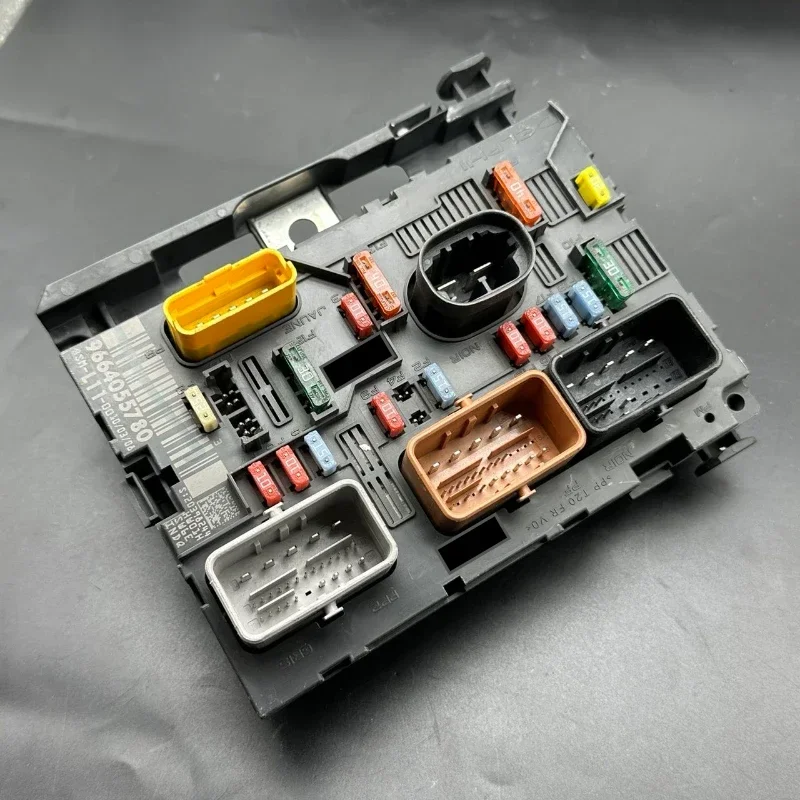 Used Genuine Bonnet Fuse Box Unit Assembly Controller BSM R05 9666700480 for Peugeot 307 308 408 Citroen C4 Berlingo