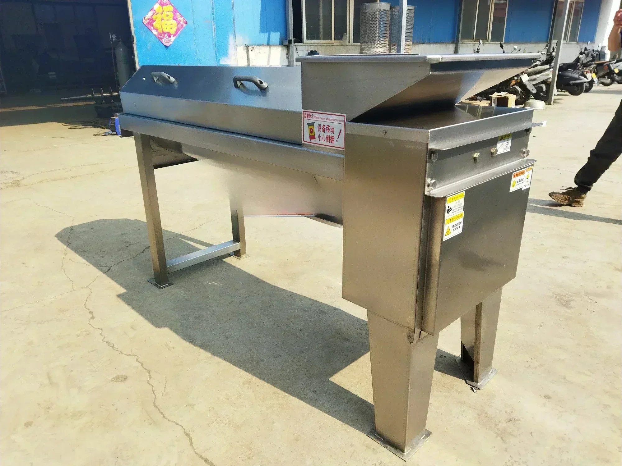 # L Best Selling Automatic Industrial Pomegranate Peeler Pomegranate Skin Peeling Remove Machine Pomegranate Seed Removing Machi