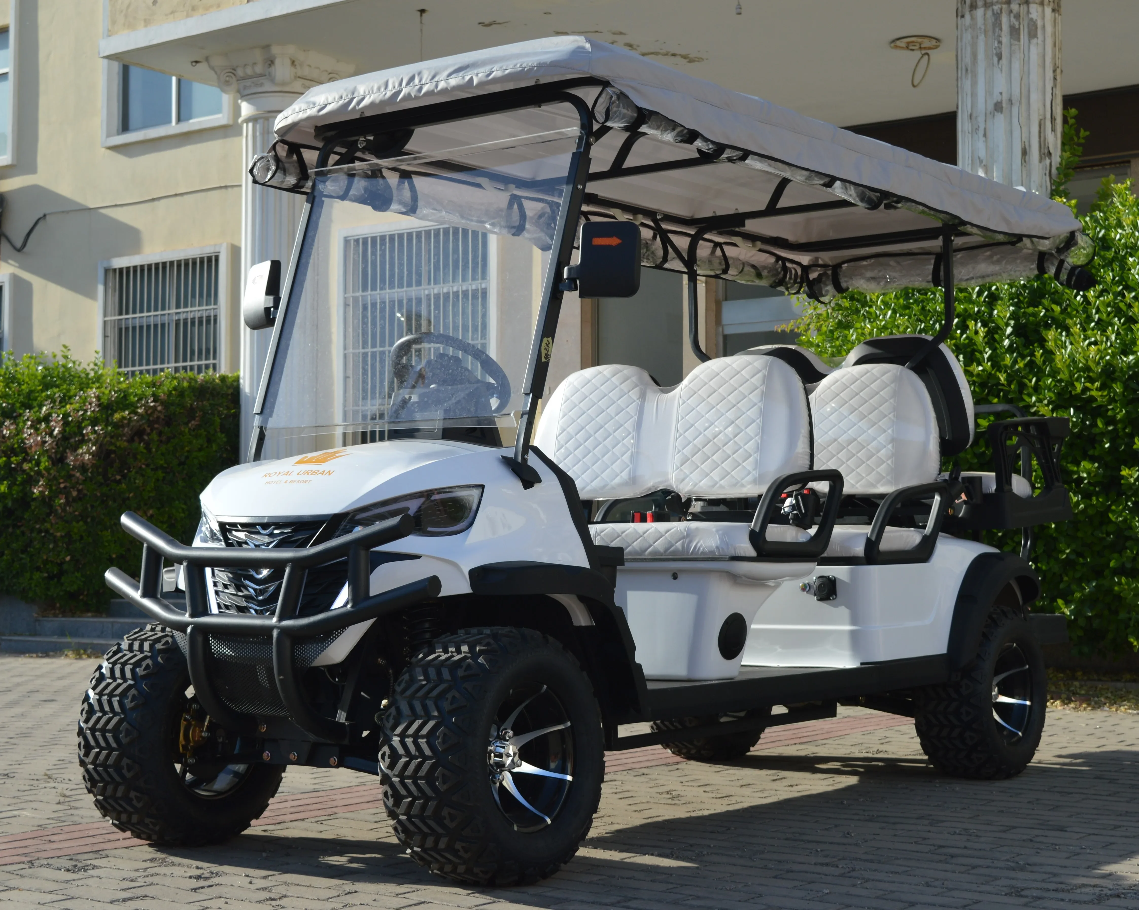 Wholesale High Quality 4 Seater Fast Single Seater Golf Carts Mini Electric Golf Cart