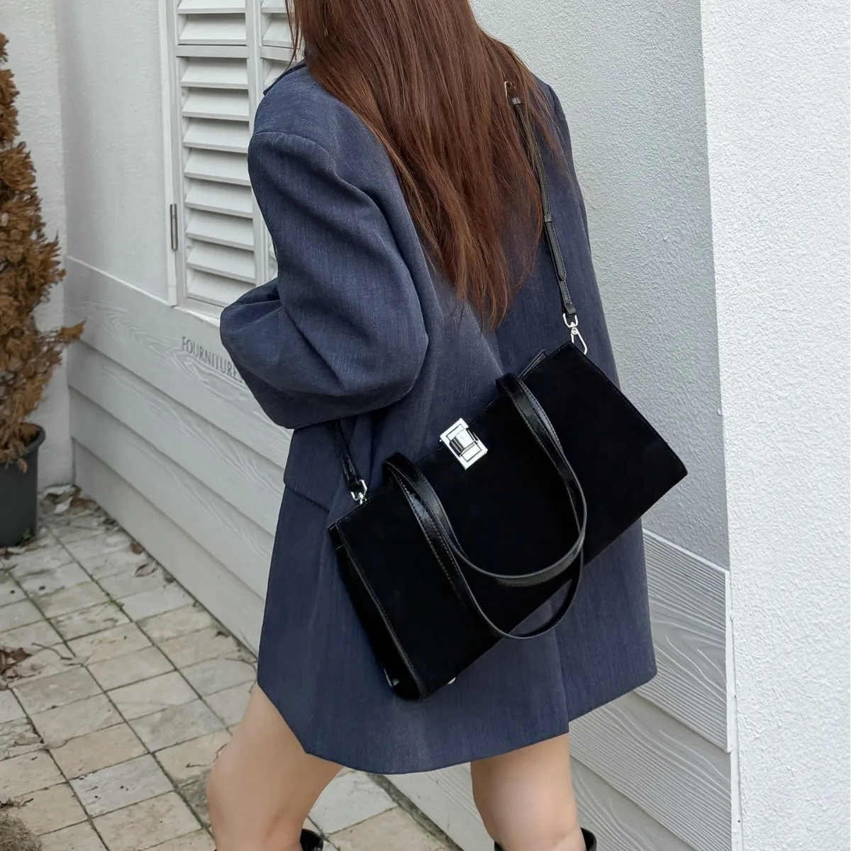 

2026 New Fashion Women's Water Matte Commuter Versatile Oblique Span Bag Fashionable Casual Texture Portable Underarm Bag