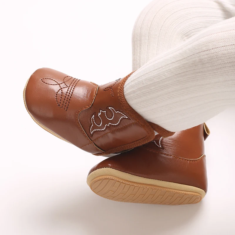 فالين سينا بولي Fashion موضة جديدة نمط أحذية أطفال لطيف جودة عالية لينة عدم الانزلاق وحيد 0-1 سنة الوليد أحذية مشي