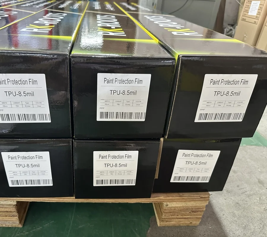 

Glossy Black PPF for Car Wrap, High Quality Alternative with German Glue - TPU PPF Paint Protection Film