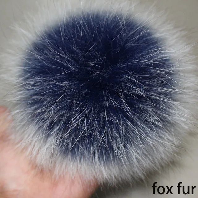 DIY Raccoon Dog Skin Fur Pompon Real Fox Fur Pompoms Mink Fur Pom Poms For Scarf Gloves Hats Decoration Big Fur Pom For Hat 15cm