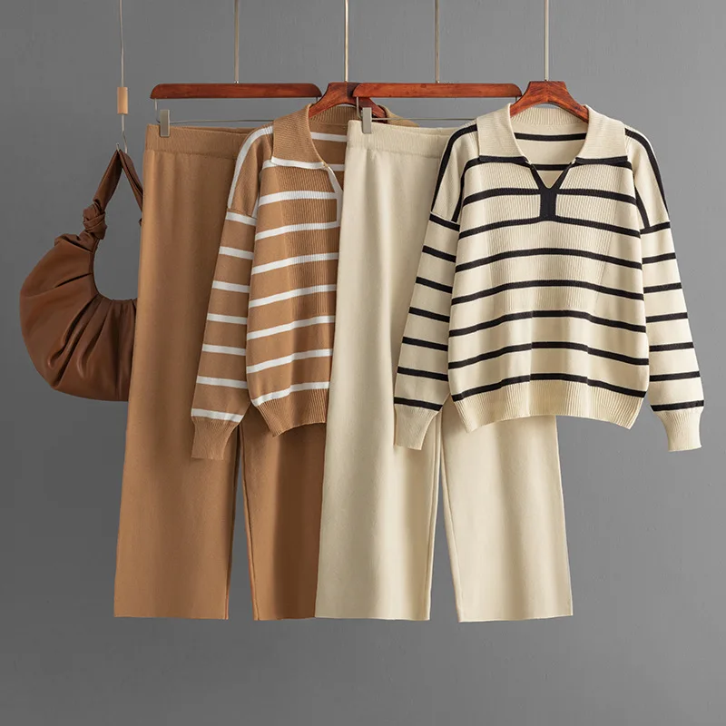 

Осенне-зимний вязаный топ в полоску с цветными блоками и широкие брюки с высокой талией, комплект из двух предметов