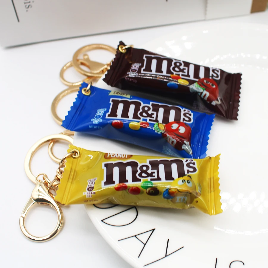 Llavero de chocolate m & m, colgante modelo de juguete de comida exquisita, colgante moderno y divertido