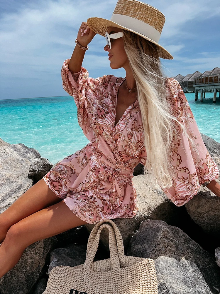 Tuta Sexy con scollo a V profondo per donna estate Casual Boho Beach Vacation Outfit Fashion Print Lantern Sleeve pagliaccetti pantaloncini da donna