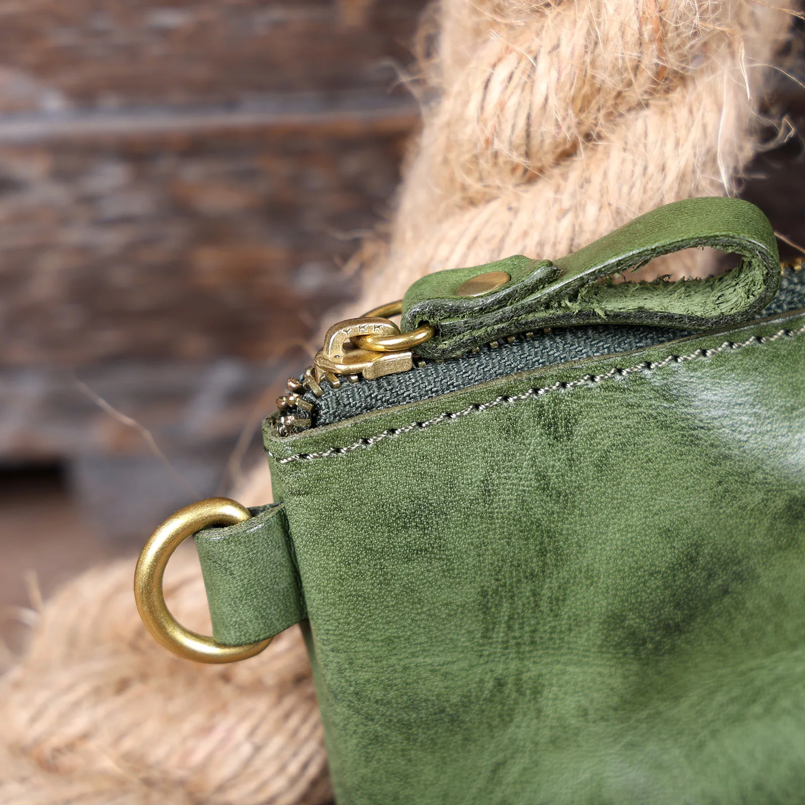 S.WORKER Mini-Kartenetui aus echtem Vollnarbenleder, handgefertigt, Retro, kleine Münztasche, tragbare Tasche – Detail 6