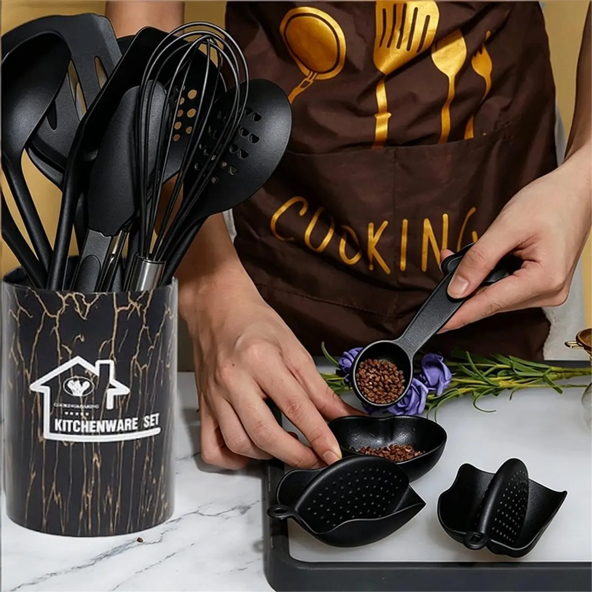 Spoons Spatula Whisk Tongs Kitchen Utensil Gadgets Tools Set Anti-Scald Non-Stick Spoons for Cooking Food