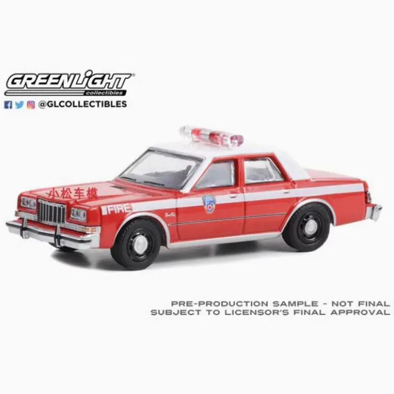 Greenlight Alloy 1:64 1982/1985 Plymouth Gran Fury Fire Fighting Truck Car Model Collection Display Ornament Toy Gift