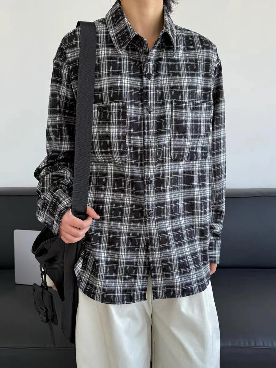 

Retro Japanese Style Plaid Long Sleeve Casual Shirt Unisex Spring Autumn Loose Fit Versatile Top Layering Shirt Polyester Fiber
