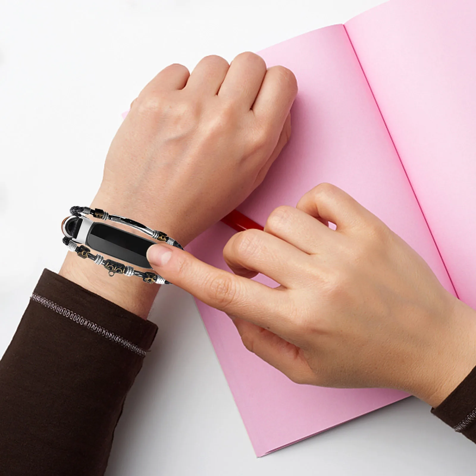 

Replacement Bracelet Watch Strap Retro Design Metal Band Lightweight Comfortable Elegant Watch Band for Women