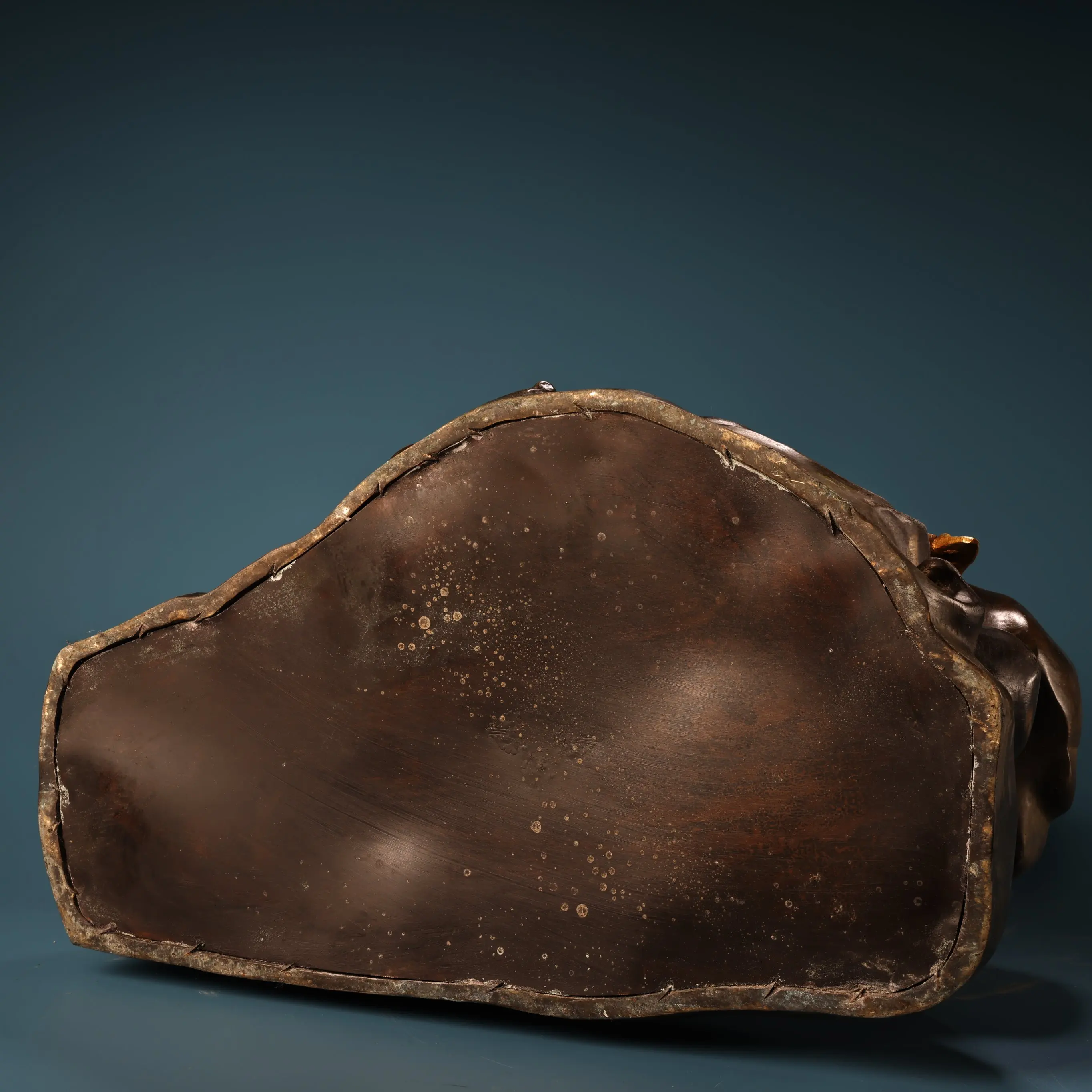 

24 "Старая народная коллекция Сицзян, старая бронза, позолоченная, высокий рельеф, бесплатная терраса Будды Гуаньинь, сидящий Будда, Амитабха, зал поклонения