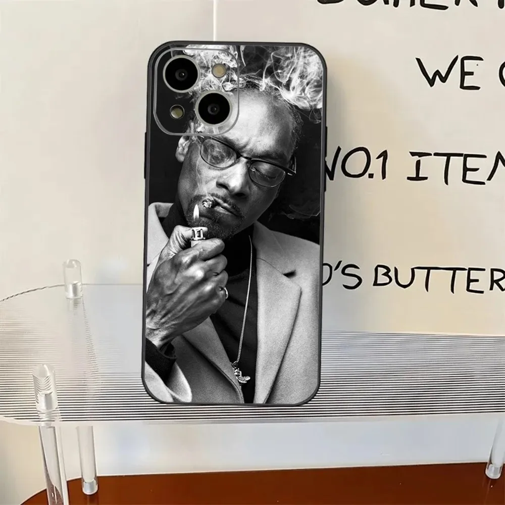 S-Snoop D-Dogg Rapper Phone Case For iPhone 11,12,13,14,15,XS,XR,X,Mini,Pro,Max,Plus Shell