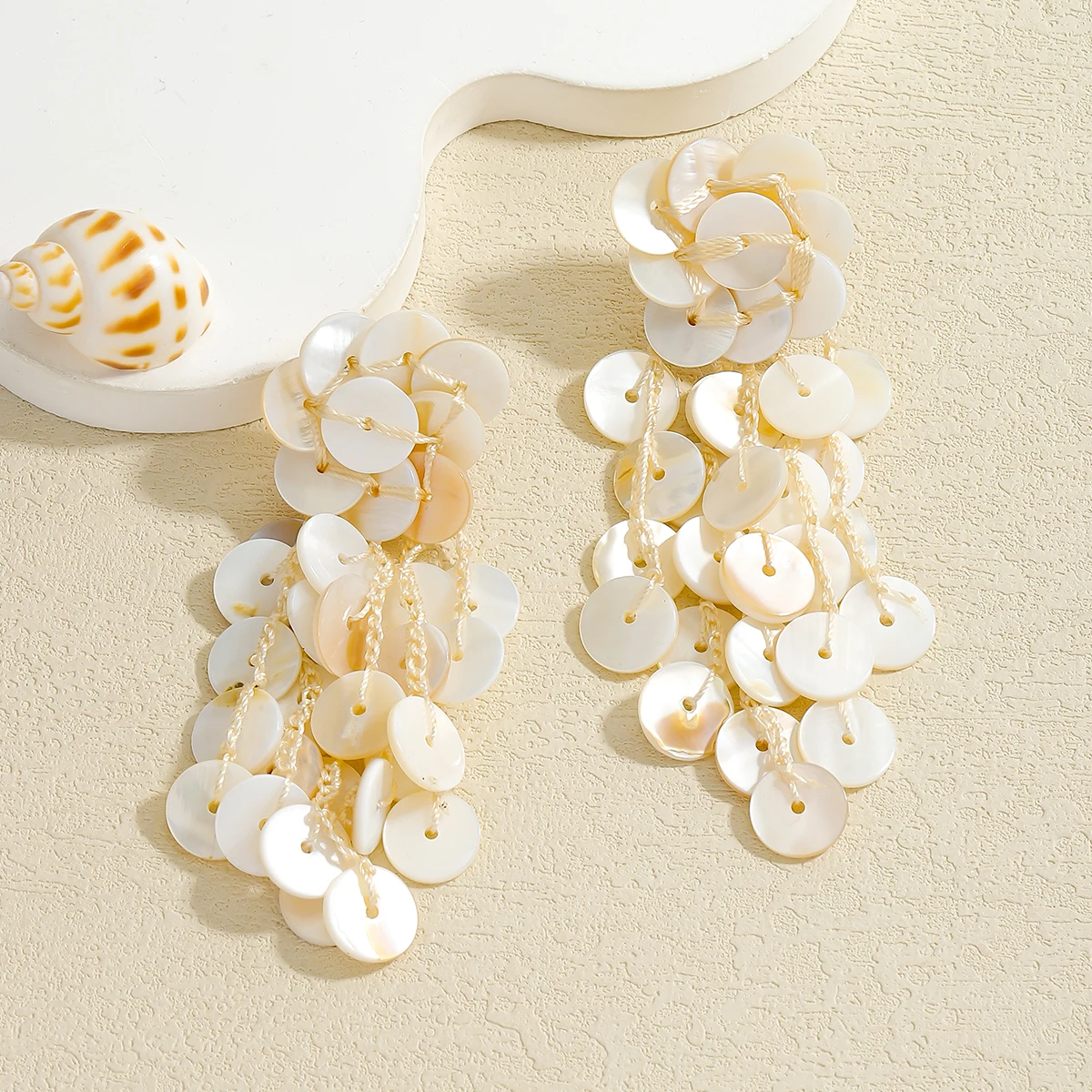 

2025 New ZAA Women Jewelry Handmade Round Piece Dangling Earrings Boho Summer Beach Holiday Party Accessories Charm Girl Gifts