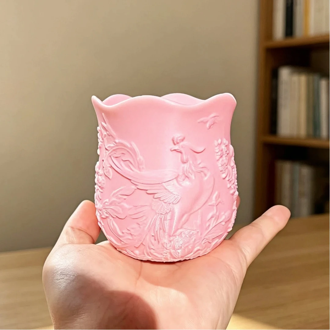 Creative Embossed Pen Holder, Desktop Stationery Storage Cup, Decorative Desk Ornament for Study Office, Pencil Pen Organizer