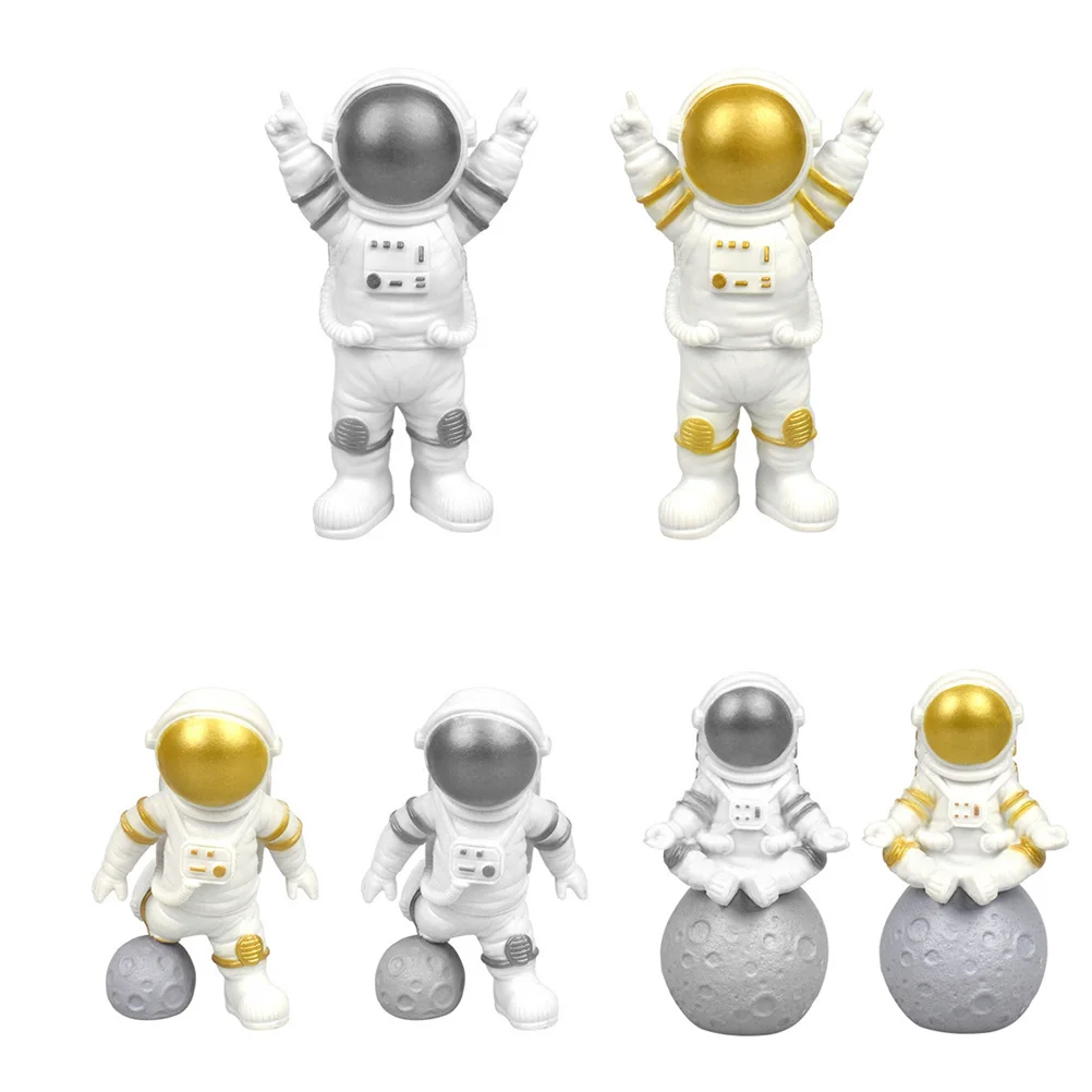 

6 pcs Resin Statues Mini Car Decor Car Astronaut Statue Cake Topper Desktop Adornment For Vehicle Home Party Decoration