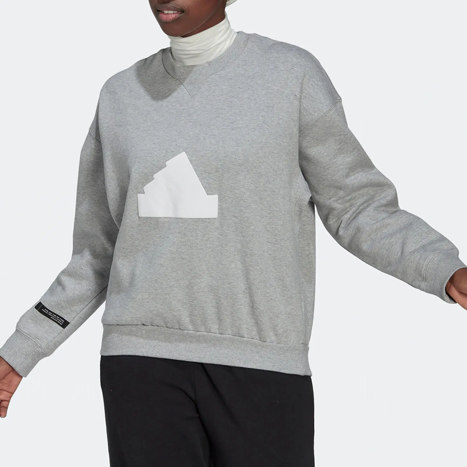 

Официальная оригинальная сезонная новая женская свободная дышащая спортивная толстовка Adidas HM2850