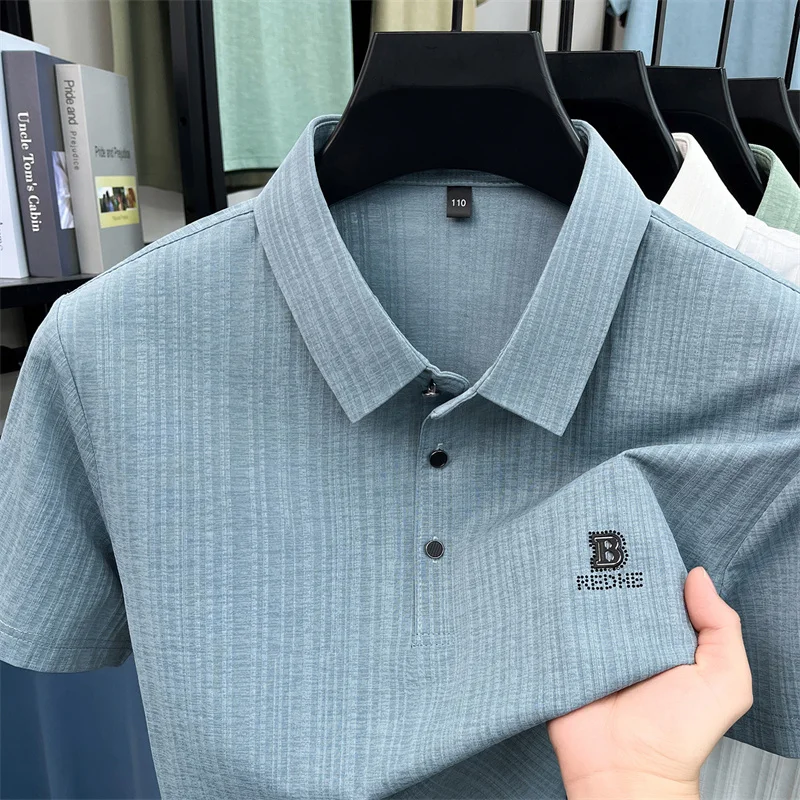 

Designer Men's Fashion Solid Color Polo Shirt Summer New Hot Drill Print Short Sleeve Lapel T-shirt Casual Breathable Men's Wear