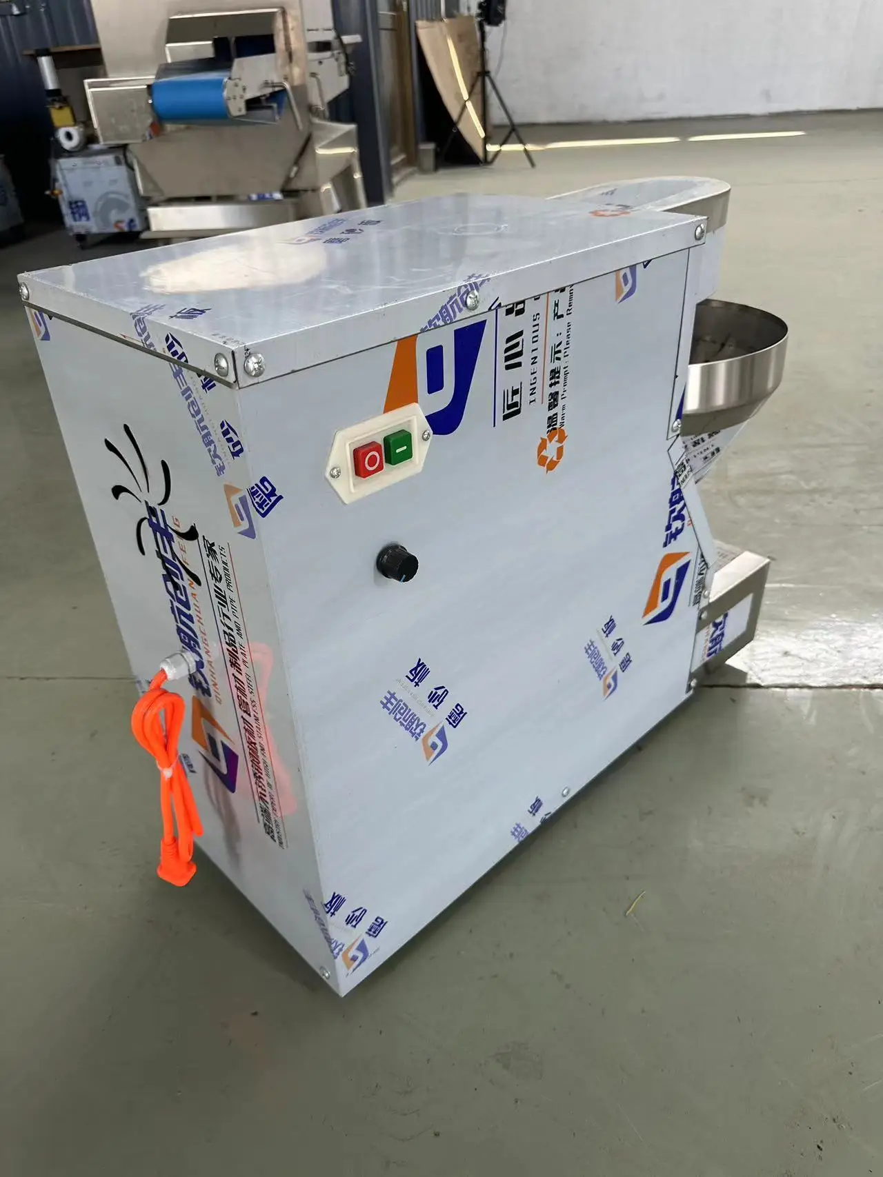 Stainless Steel Automatic Meatball Maker, Fish Ball And Meatball Production Machine, Meat Product Maker.